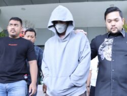 Positif Narkotika Aktor (FA) Diamankan di Polres Jakarta Barat