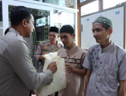 Alhamdulillah, Trima kasih Pak Kapolres Atas Bantuan Sembakonya