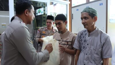 Alhamdulillah, Trima kasih Pak Kapolres Atas Bantuan Sembakonya